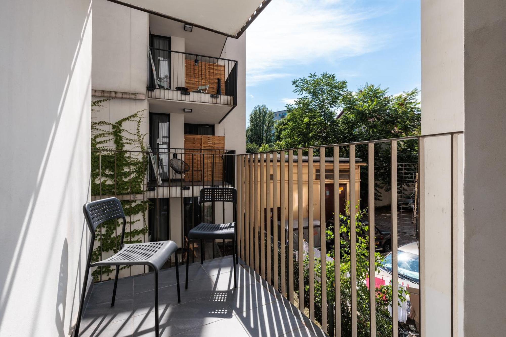 One-Bedroom Apartment Balcony