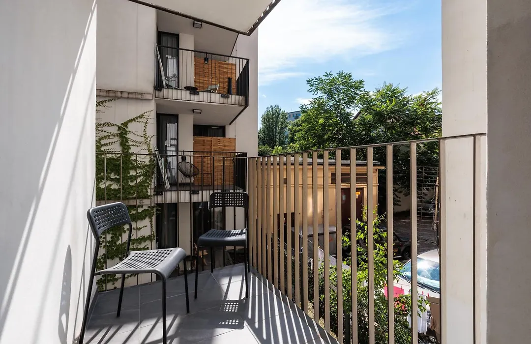 Blossom - Old Town Residence - By Upstairs-1